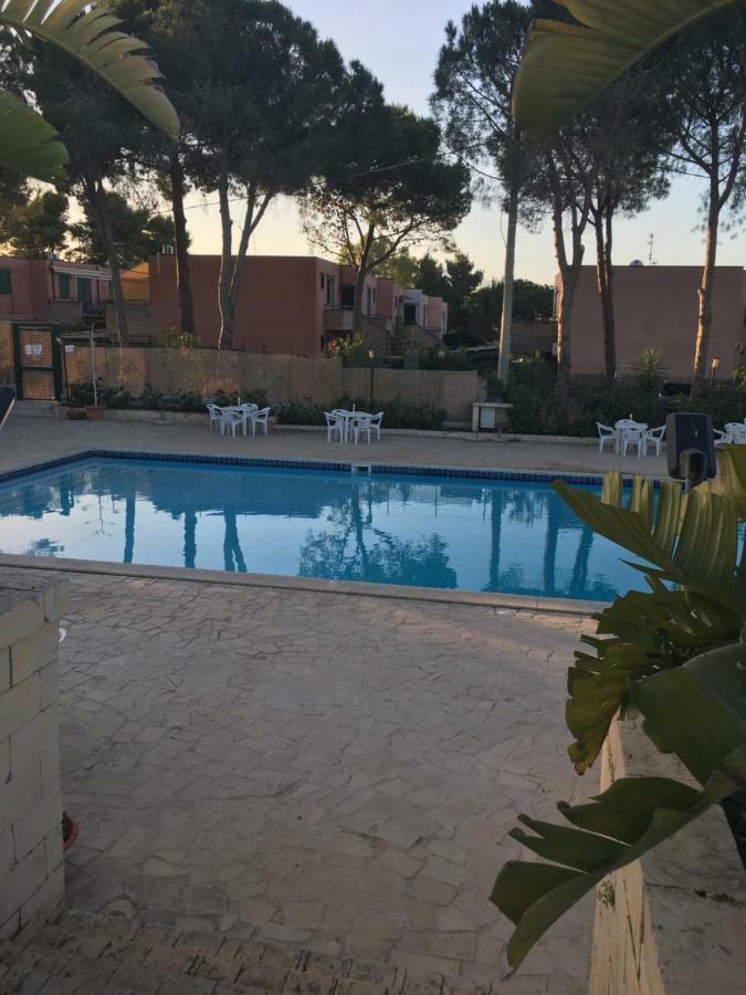 Le Ville 1 Costa Saracena Agnone Bagni Luaran gambar